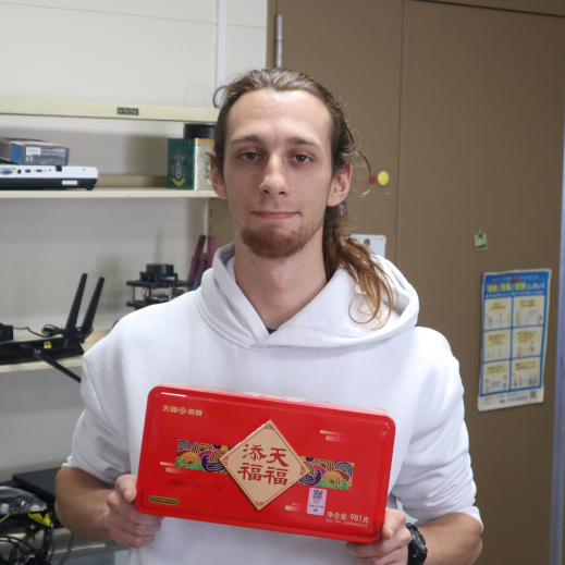 マキシム コソン